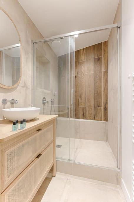 Appartamento Mykeypers - Chic & Cozy Flat 4P - Republique Parigi Esterno foto